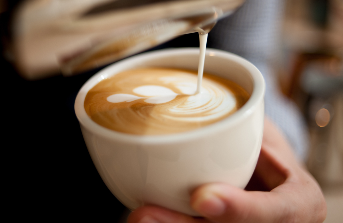 eten en drinken koffie