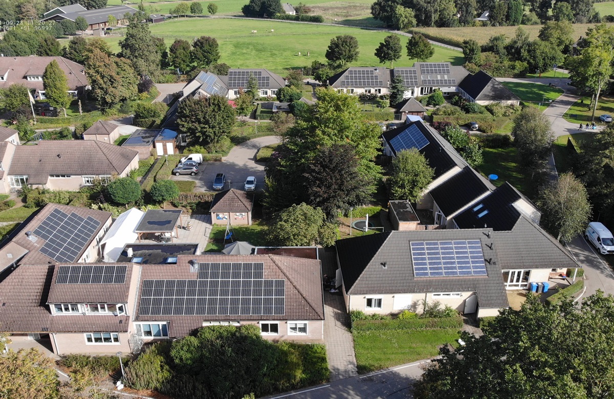 Tenten Solar helpt Elver bij zonnepanelen