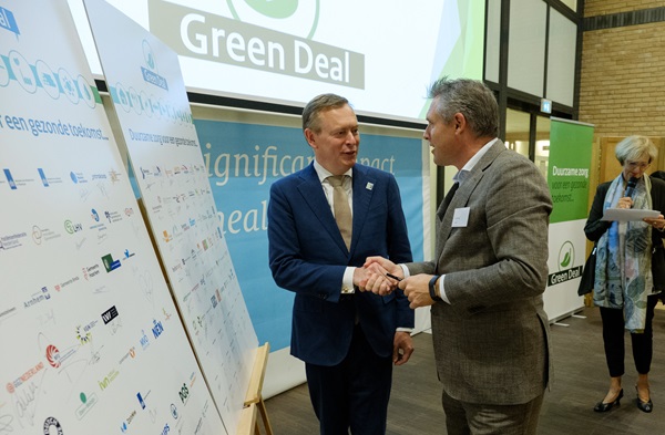 Minister Bruins Tim de Jong